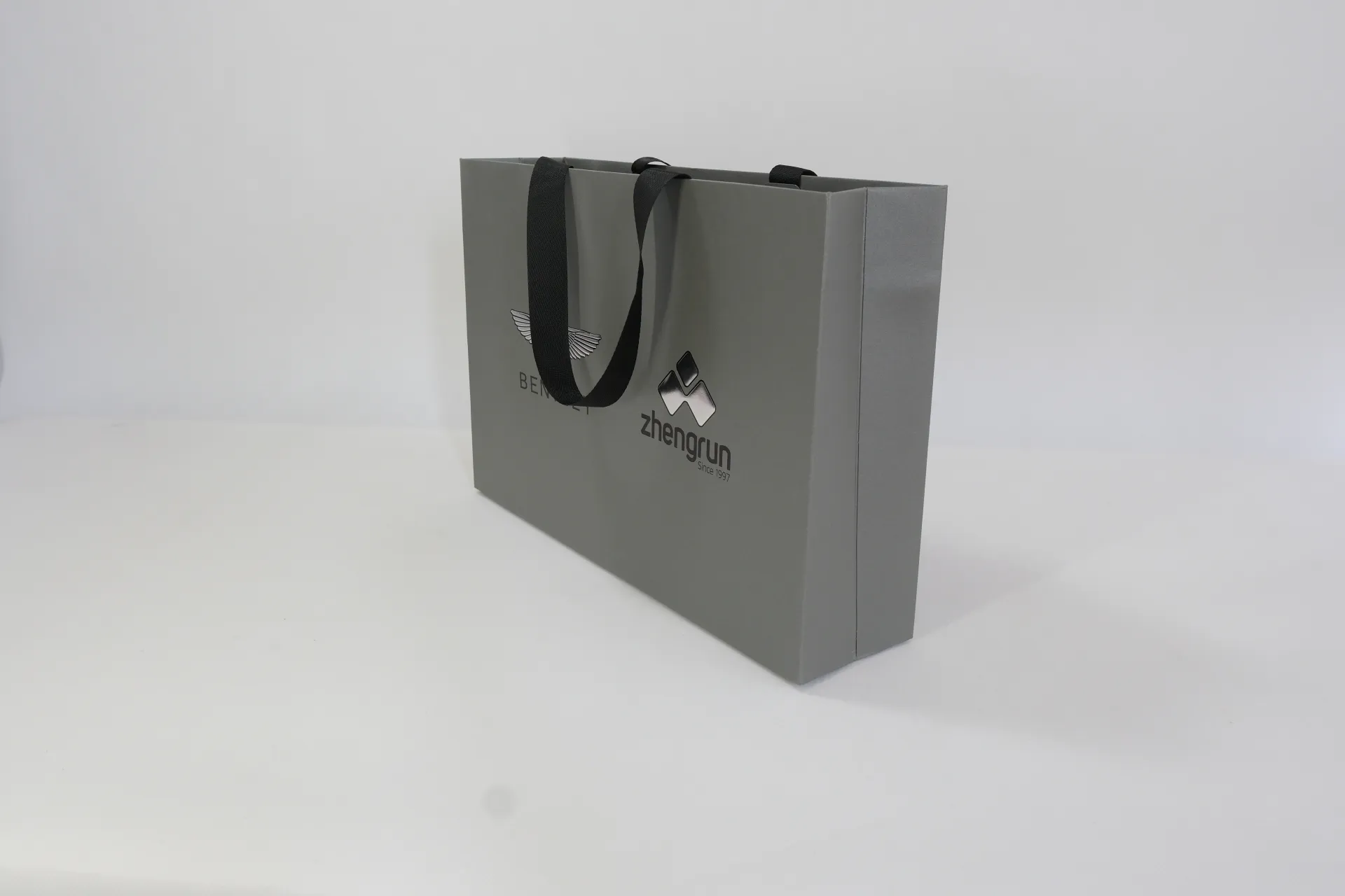 Flat handle bag sample 5